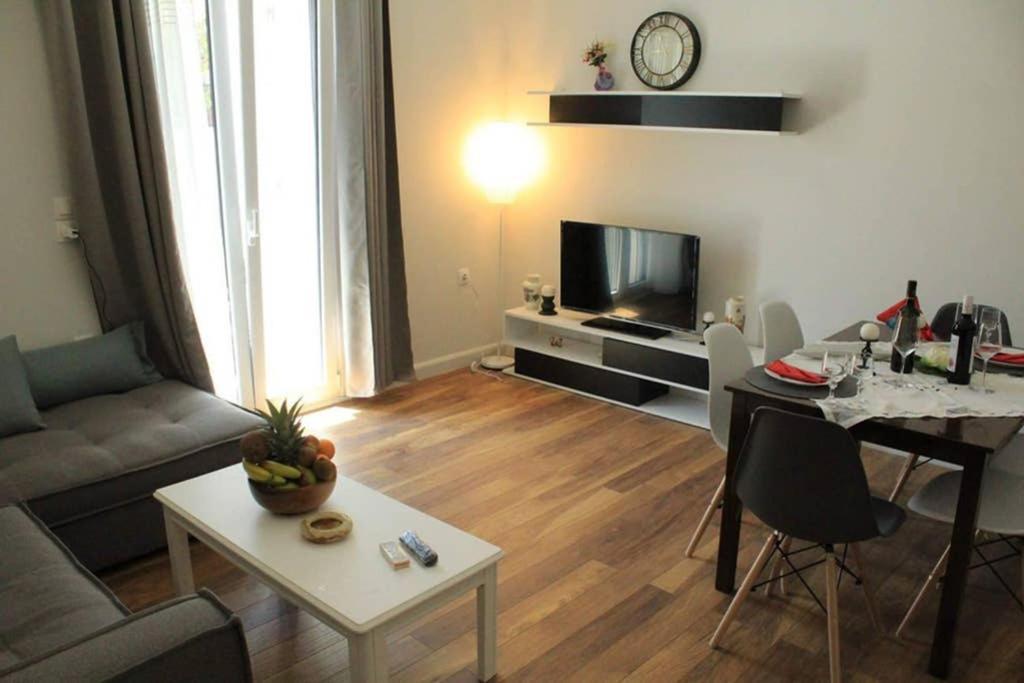 Jordi Apartment *
